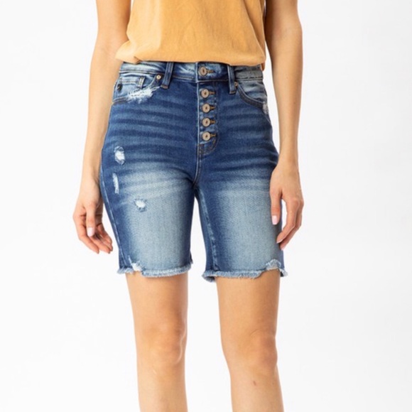 KanCan | Jean Button Fly Shorts - Picture 2 of 11